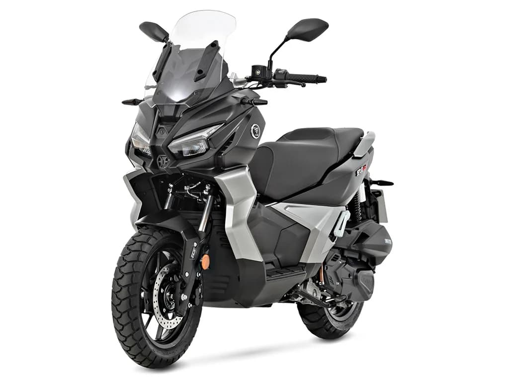 Voge SR1 ADV 125cc monocylindre — scooter — photo 1